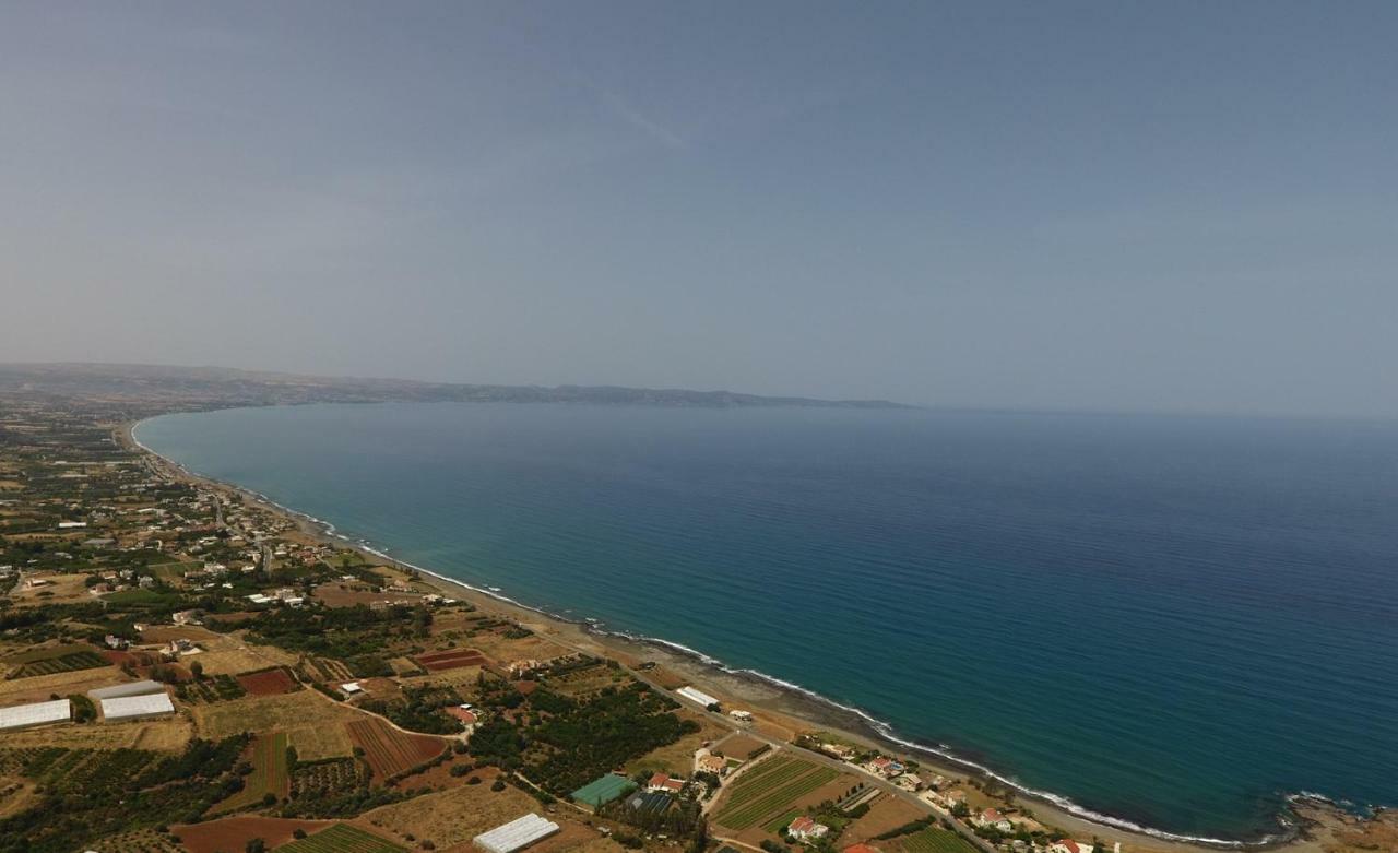 Martika Luxury Villa Agia Marina  Exterior photo