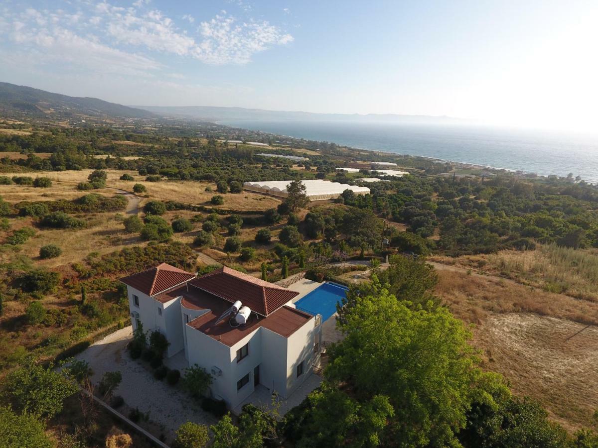 Martika Luxury Villa Agia Marina  Exterior photo