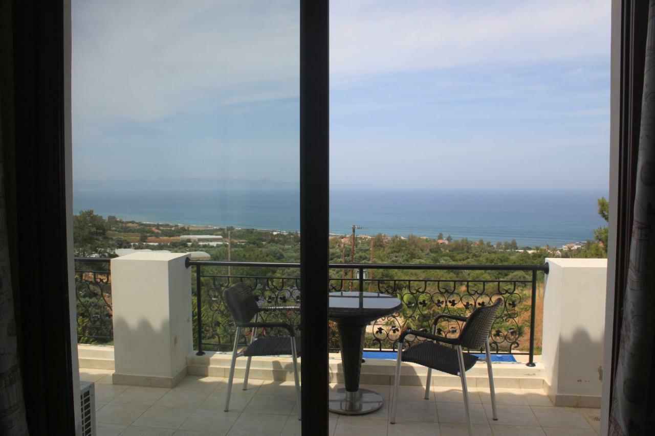 Martika Luxury Villa Agia Marina  Exterior photo